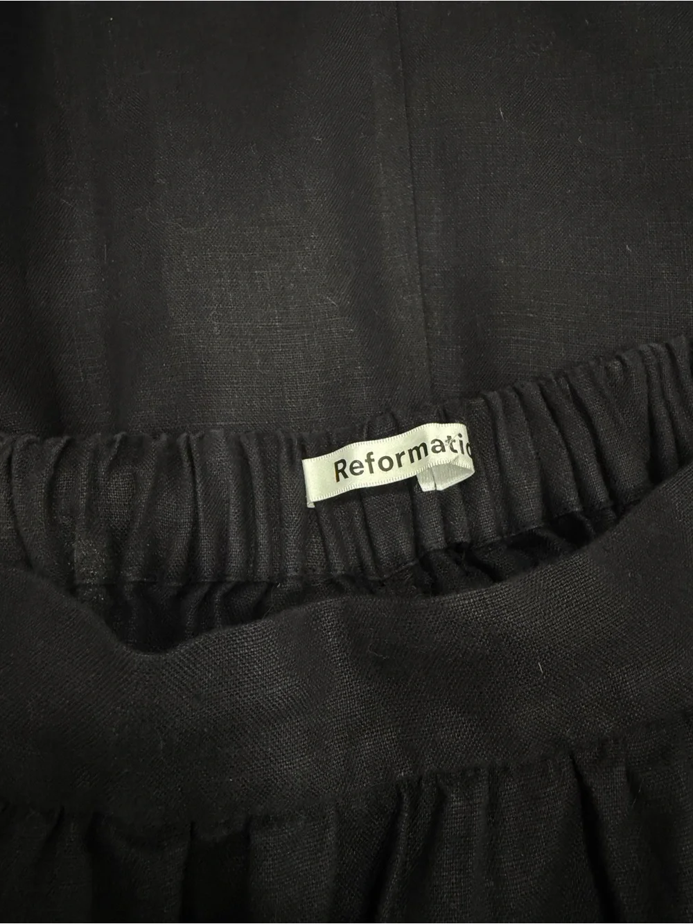 REFORMATION- Black Two-Piece Skirt & Crop Top Set/ linen fabric